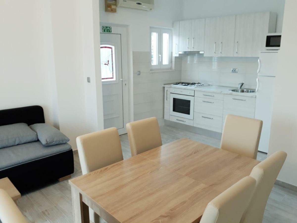 Apartmani Vinko Bol Ngoại thất bức ảnh